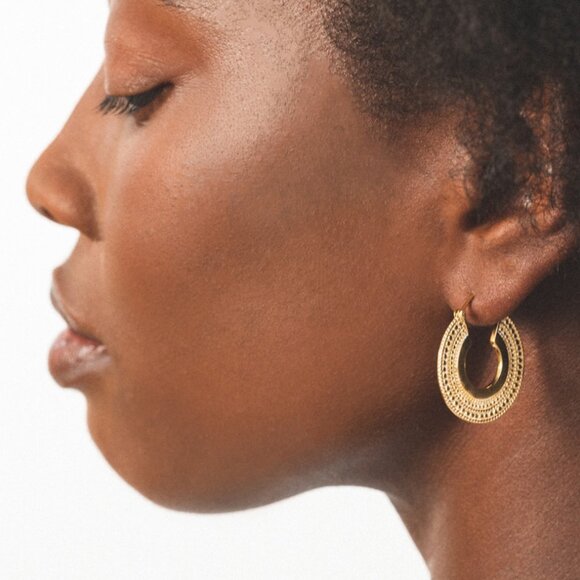 ANNA BECK Medium Smooth and Dotted Hoop Earrings - NIB - Picture 3 of 15